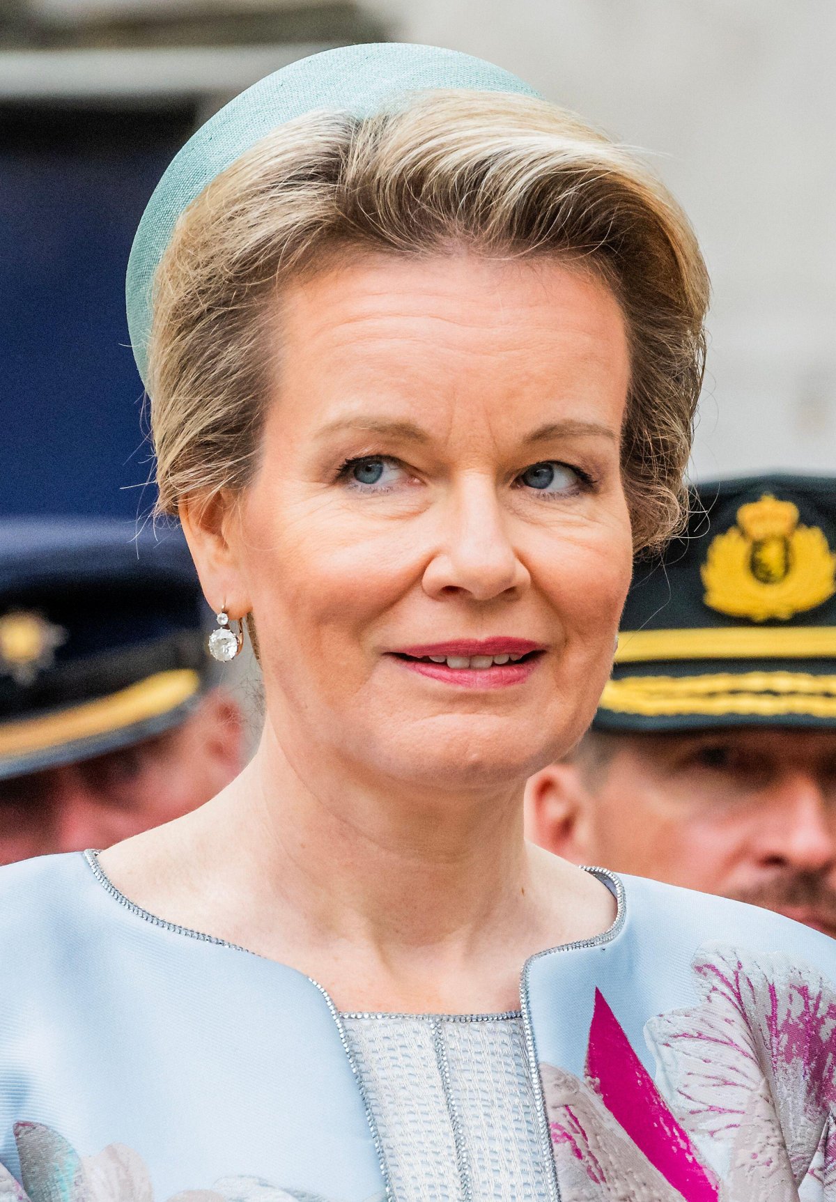 La Regina dei Belgi partecipa a un Servizio di Commemorazione al Cenotafio e alla deposizione di una corona al Memoriale delle Guardie a Londra il 13 luglio 2024 (Guy Bell/Alamy)