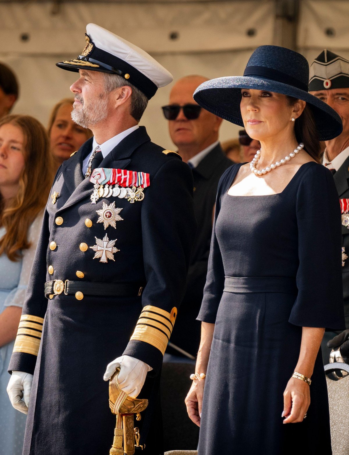 Il Re e la Regina di Danimarca partecipano a una cerimonia commemorativa che segna il giorno della bandiera per i militari danesi a Kastellet a Copenaghen il 5 settembre 2024 (Ida Marie Odgaard/Ritzau Scanpix/Alamy)