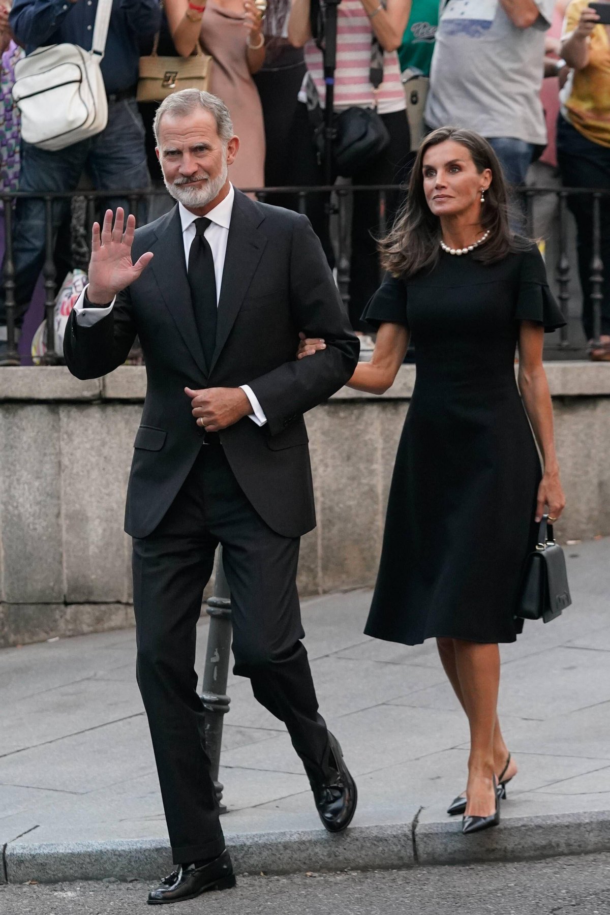 Il Re e la Regina di Spagna partecipano a una messa commemorativa per la vita del cugino, Juan Gomez Acebo, a Madrid l'8 settembre 2024 (CORDON PRESS/Alamy)