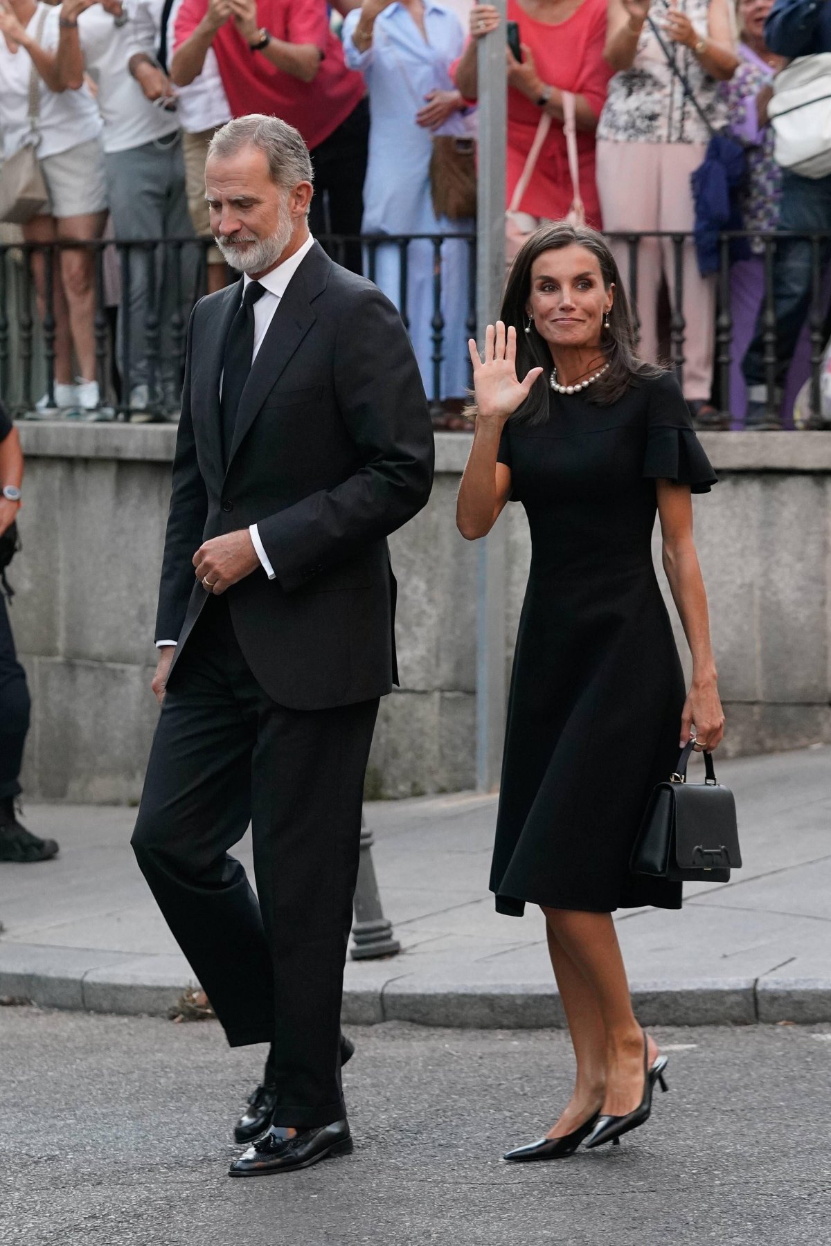 Il Re e la Regina di Spagna partecipano a una messa commemorativa per la vita del cugino, Juan Gomez Acebo, a Madrid l'8 settembre 2024 (CORDON PRESS/Alamy)