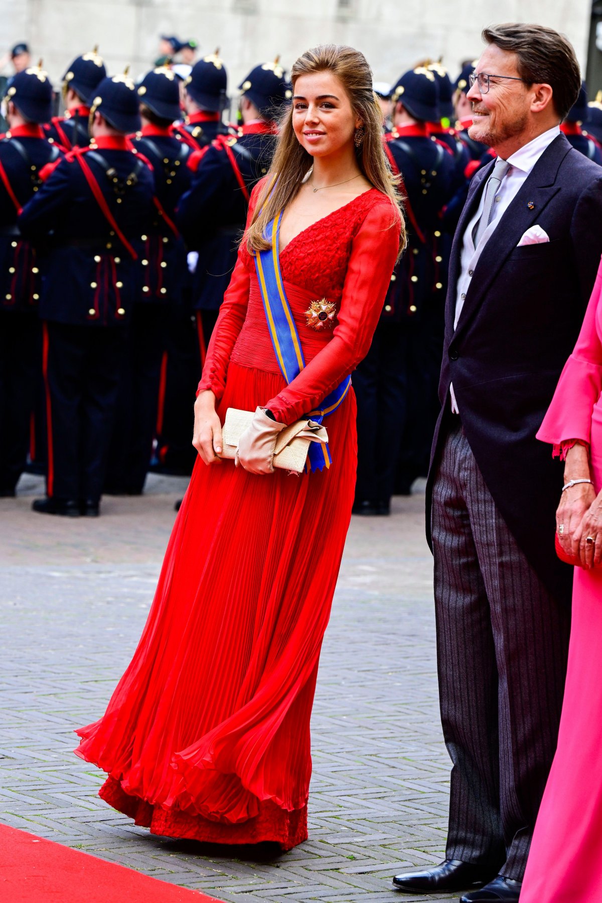 La Principessa Alexia dei Paesi Bassi e suo zio, il Principe Costantino, sono stati fotografati durante il Prinsjesdag a L'Aia il 17 settembre 2024 (Patrick van Emst/NL Beeld/Alamy)