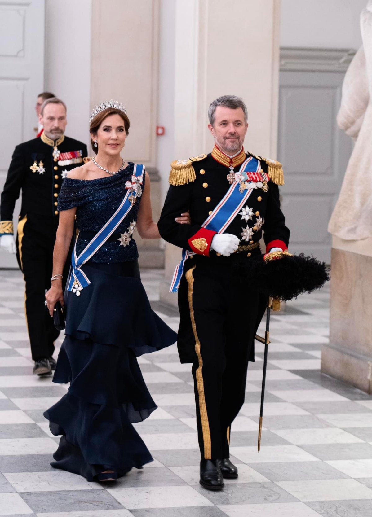 Il Re e la Regina di Danimarca organizzano un banchetto di stato in onore del Presidente d'Islanda presso il Palazzo di Christiansborg a Copenaghen il 8 ottobre 2024 (Kongehuset)