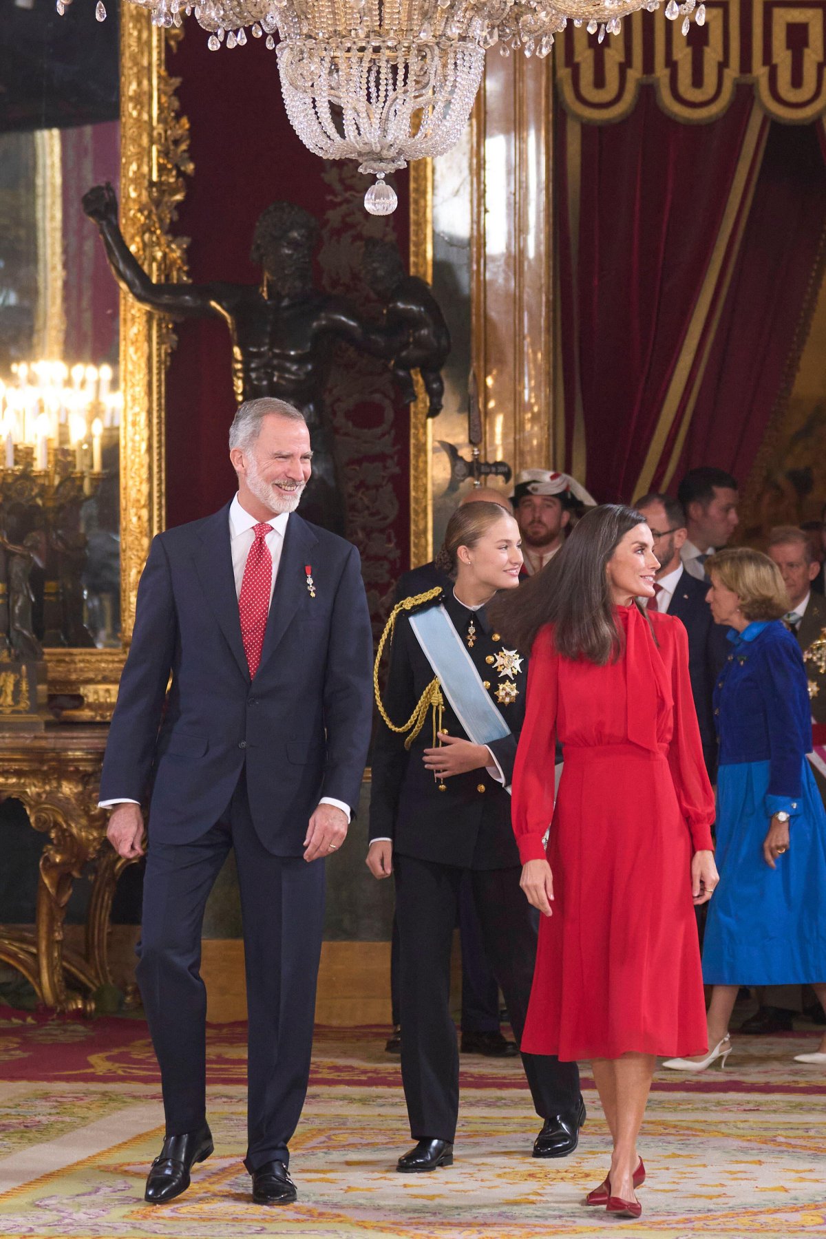 Il Re e la Regina di Spagna, con la Principessa delle Asturie, partecipano a una ricezione per il Giorno Nazionale al Palazzo Reale di Madrid il 12 ottobre 2024 (Album/Alamy)