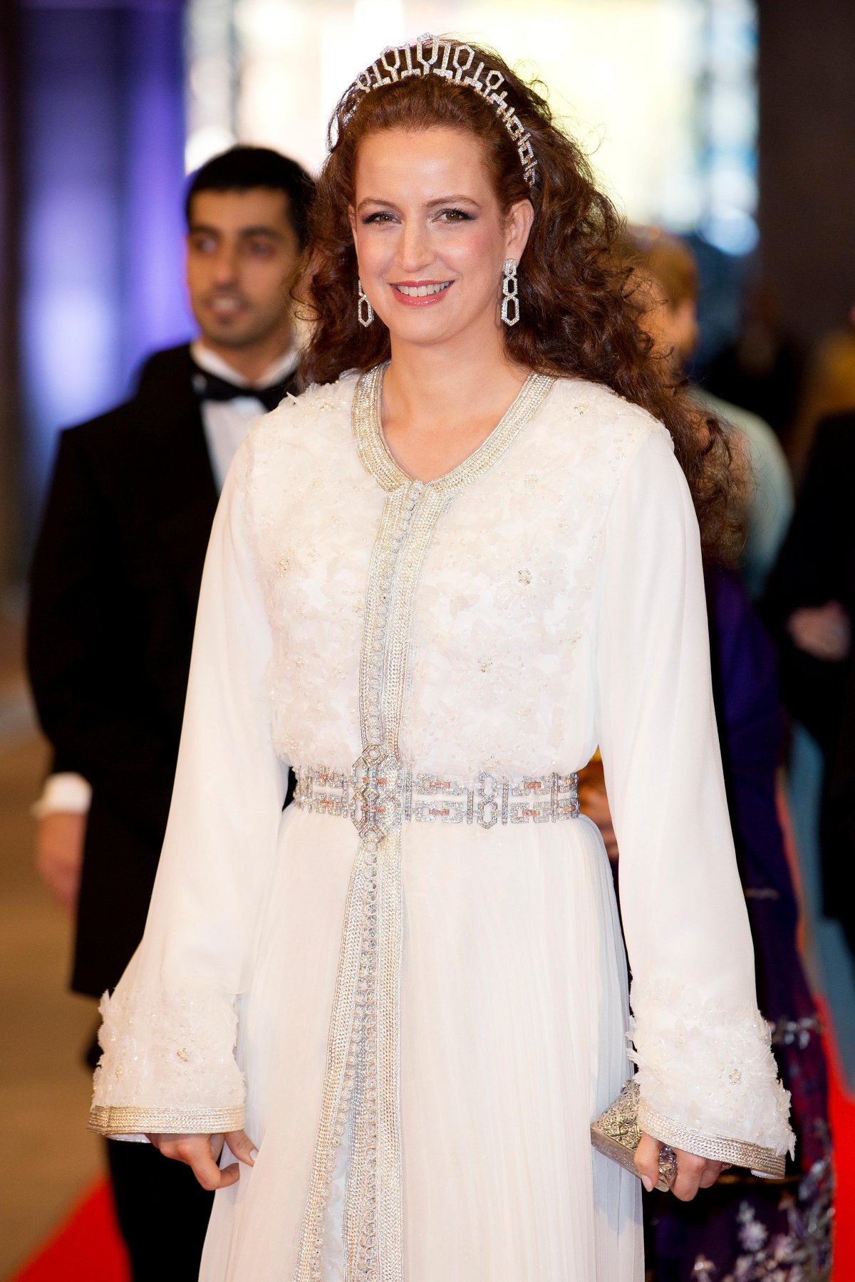 La principessa Lalla Salma del Marocco partecipa a una cena ospitata dalla regina Beatrix dei Paesi Bassi la vigilia della sua abdicazione al Rijksmuseum di Amsterdam il 29 aprile 2013 (Patrick van Katwijk/DPA Picture Alliance/Alamy)