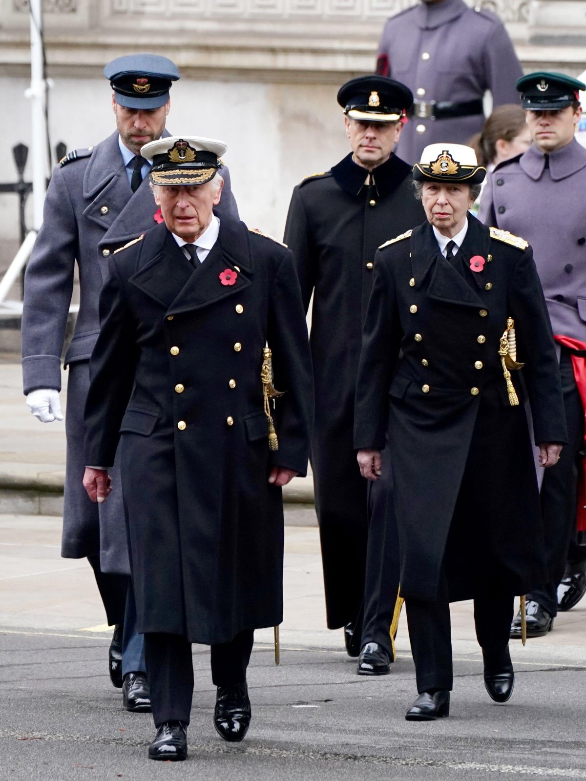 Il Principe di Galles, il Re, il Duca di Edimburgo e la Principessa Reale partecipano alla cerimonia della Domenica del Ricordo al Cenotafio di Londra il 10 novembre 2024 (Jordan Pettitt/PA Images/Alamy)