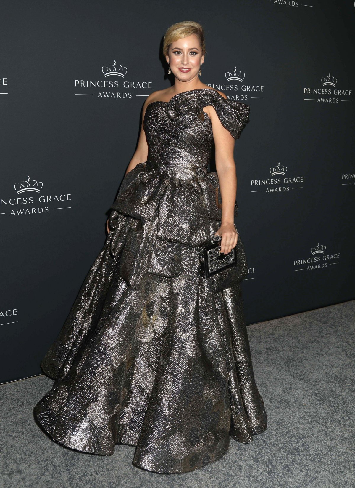 Jazmin Grace Grimaldi partecipa alla Gala del 40° anniversario dei Princess Grace Awards presso l'Hotel Pierre di New York il 23 ottobre 2024 (Nancy Kaszerman/Zuma Press/Alamy)