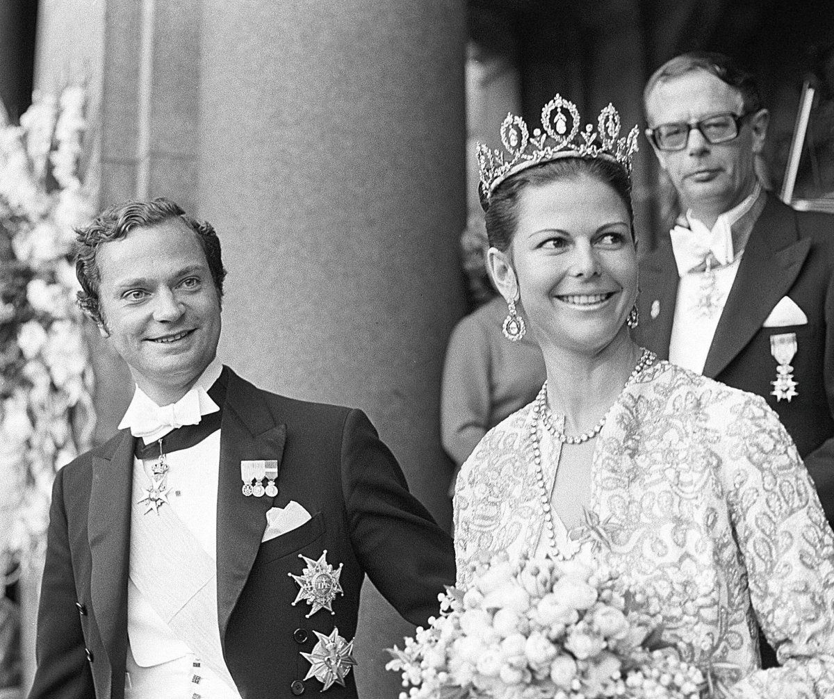 Il Re di Svezia e Silvia Sommerlath partecipano a un concerto di gala prima del loro matrimonio reale, giugno 1976 (Classic Picture Library/Alamy)