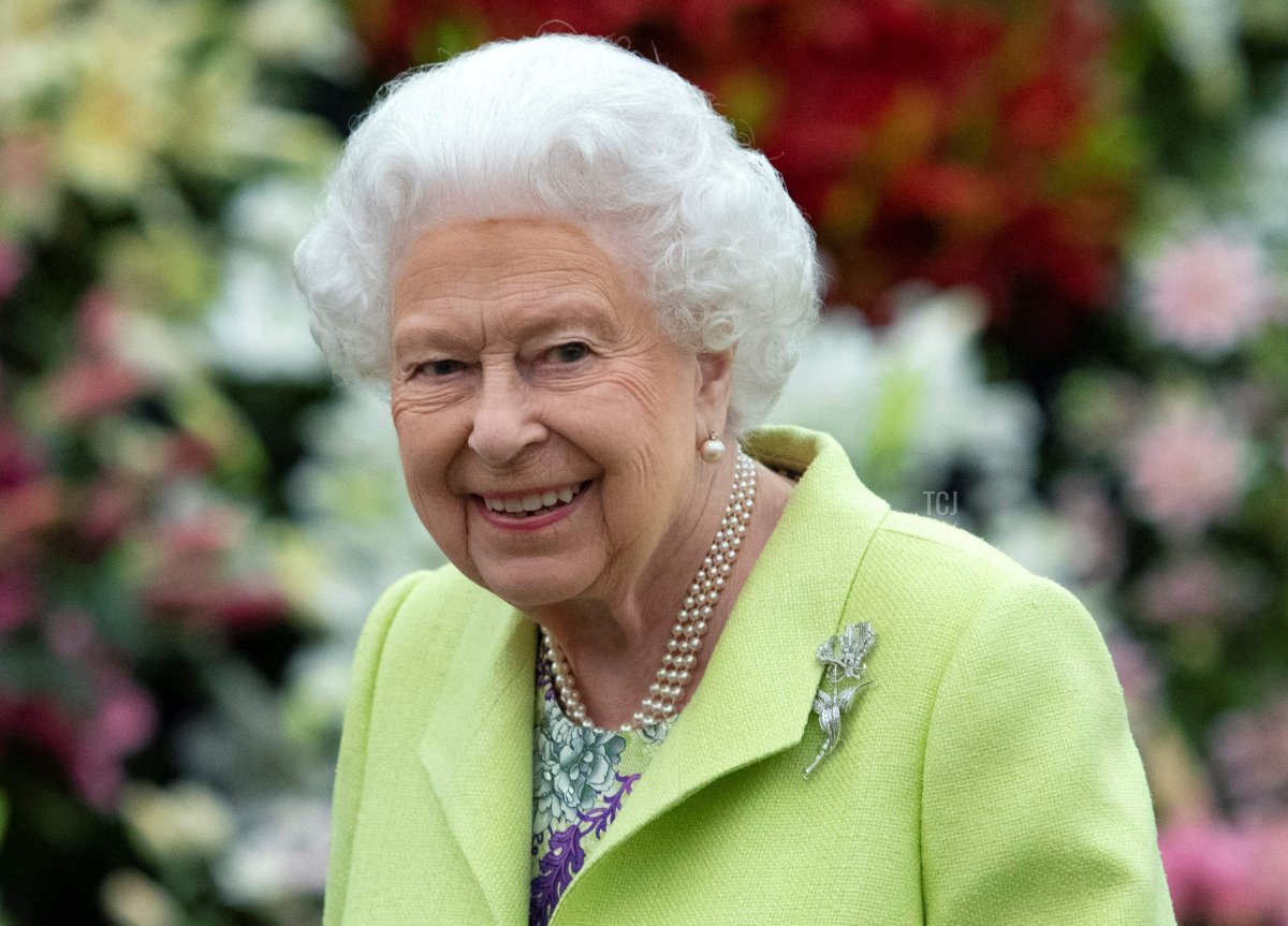 La regina britannica Elisabetta II visita il Chelsea Flower Show 2019 a Londra il 20 maggio 2019