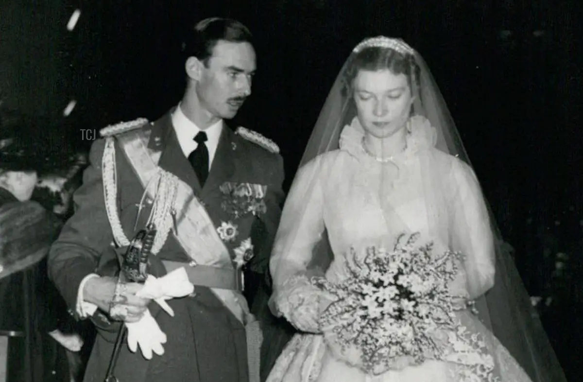 Il Granduca Ereditario Giovanni del Lussemburgo sposa la Principessa Giuseppina-Carlotta del Belgio nella cattedrale del Lussemburgo, 9 aprile 1953 (Keystone Press/Alamy)