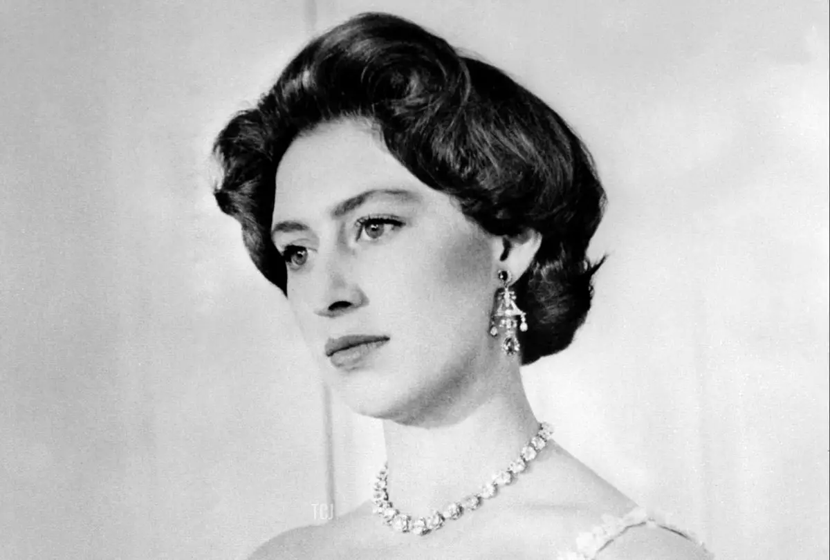 Immagine del 1956 della Principessa britannica Margaret, sorella della Regina Elisabetta, durante il suo 26° compleanno