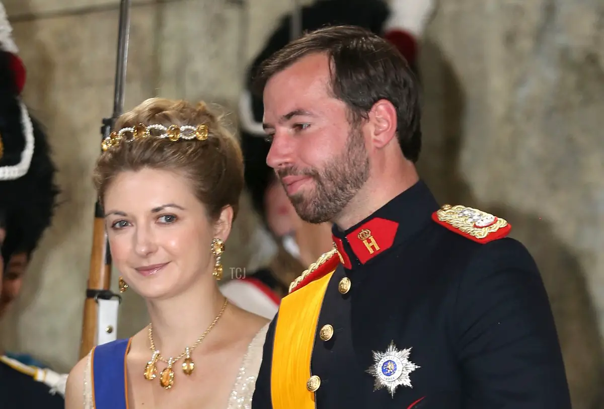 La Principessa Stephanie e il Principe Guillaume di Lussemburgo lasciano la cerimonia nuziale della Principessa Madeleine di Svezia e Christopher O'Neill, ospitata dal Re Carl Gustaf XIV e dalla Regina Silvia presso il Palazzo Reale l'8 giugno 2013 a Stoccolma, Svezia