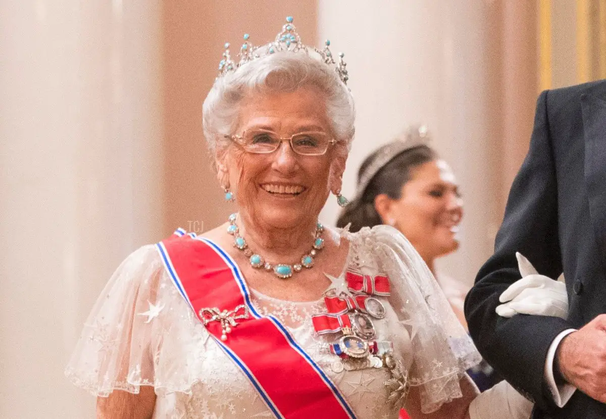 Il Principe Nikolaos di Grecia e la Principessa Astrid di Norvegia arrivano per una cena di gala al Palazzo Reale di Oslo, Norvegia, il 9 maggio 2017 per celebrare l'80° compleanno del Re e della Regina