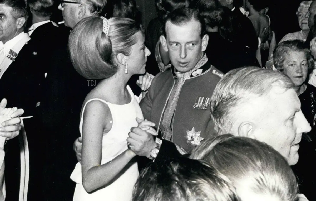 La Principessa Paola danza al Waterloo Ball, Giugno 1965