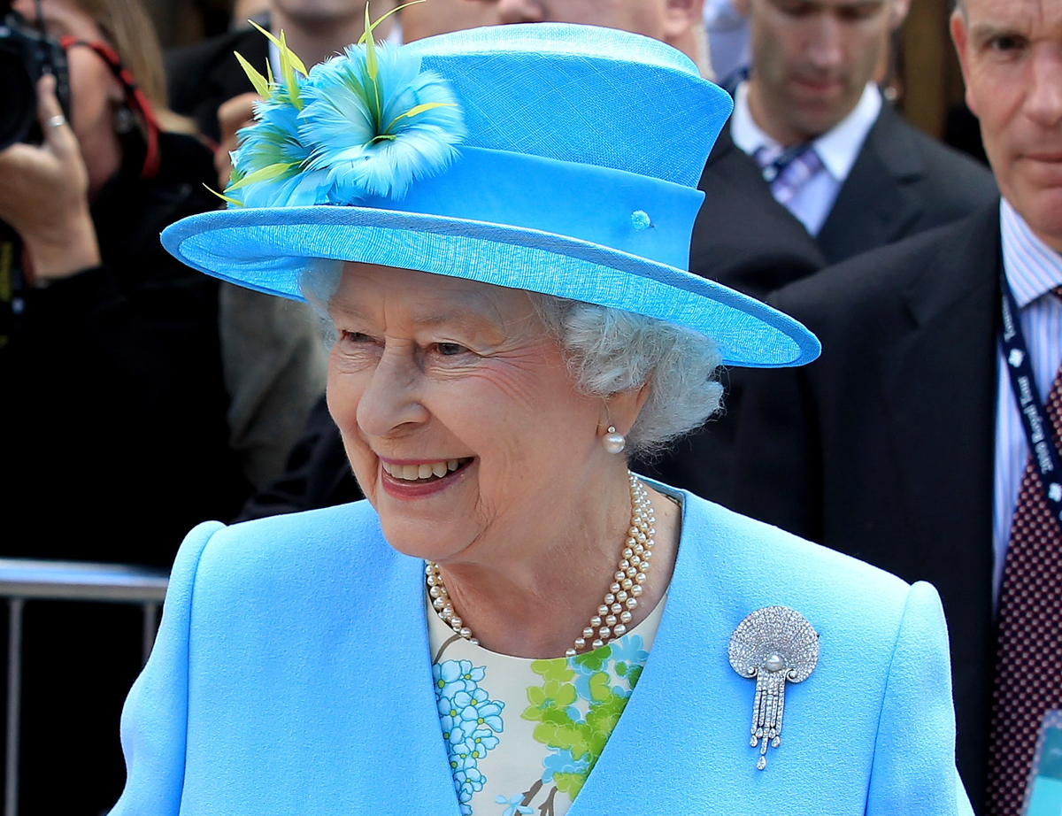 La Regina Elisabetta II arriva al Museo canadese della natura a Ottawa il 30 giugno 2010 (Chris Jackson-Pool/Getty Images)