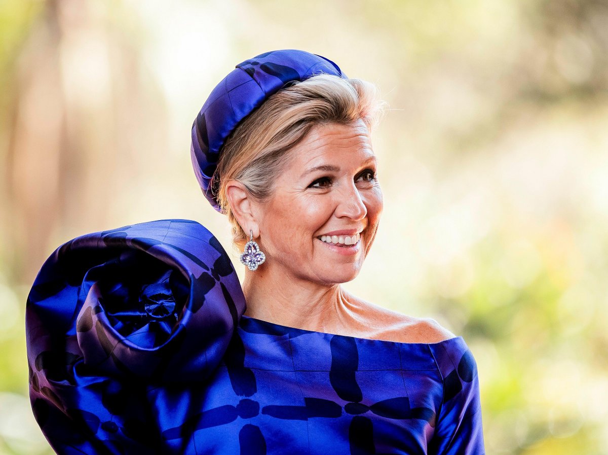 La regina Maxima dei Paesi Bassi partecipa a una cerimonia di benvenuto ufficiale a Pretoria durante la visita di stato olandese in Sudafrica il 19 ottobre 2023 (Albert Nieboer/DPA Picture Alliance/Alamy)