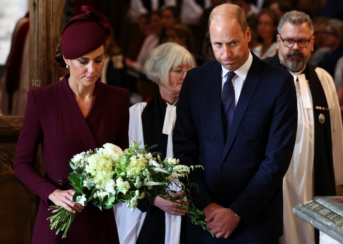 Il Principe e la Principessa del Galles partecipano a un servizio nella Cattedrale di St. David a Pembrokeshire, Wales, per commemorare il primo anniversario della morte della regina Elisabetta II, 8 settembre 2023 (Toby Melville - WPA Pool/Getty Images)