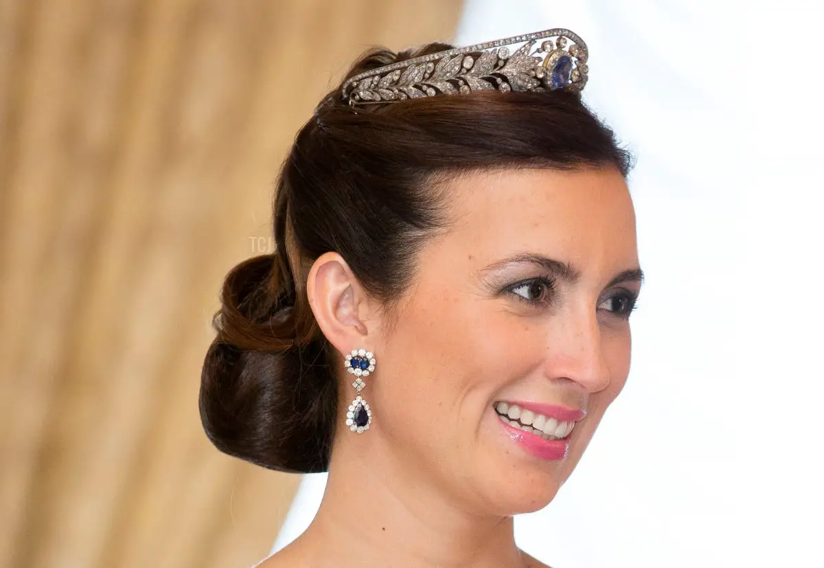 La Principessa Claire di Lussemburgo partecipa alla reception ufficiale durante le celebrazioni della Festa Nazionale al Palazzo Granducale di Lussemburgo, 23 Giugno 2016 (Patrick van Katwijk/DPA Picture Alliance/Alamy)