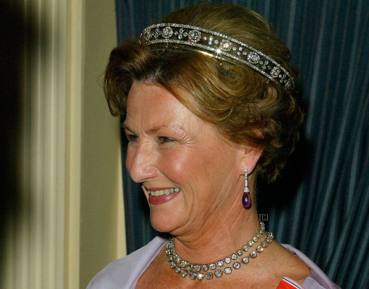 La Regina Sonja di Norvegia partecipa alla Cena di Gala Annuale della American-Scandinavian Foundation il 15 ottobre 2002 a New York City