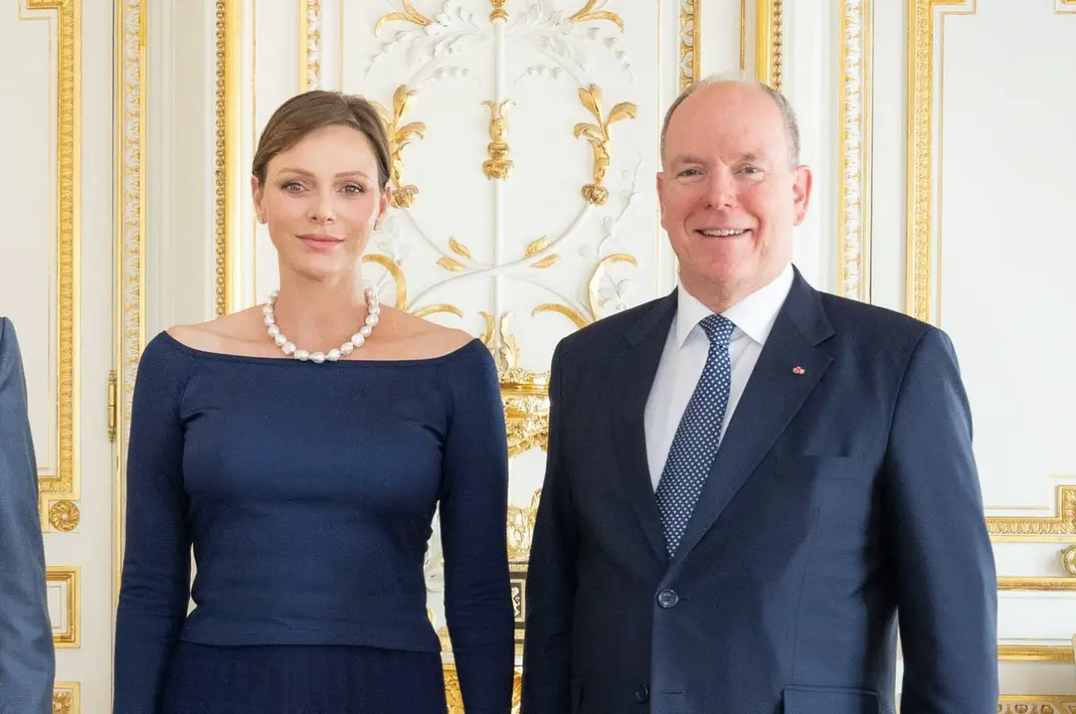 Il Principe e la Principessa di Monaco ricevono il nuovo Ambasciatore Straordinario e Plenipotenziario della Repubblica Francese a Monaco al Palais Princier il 5 settembre 2023 (Palais Princier)