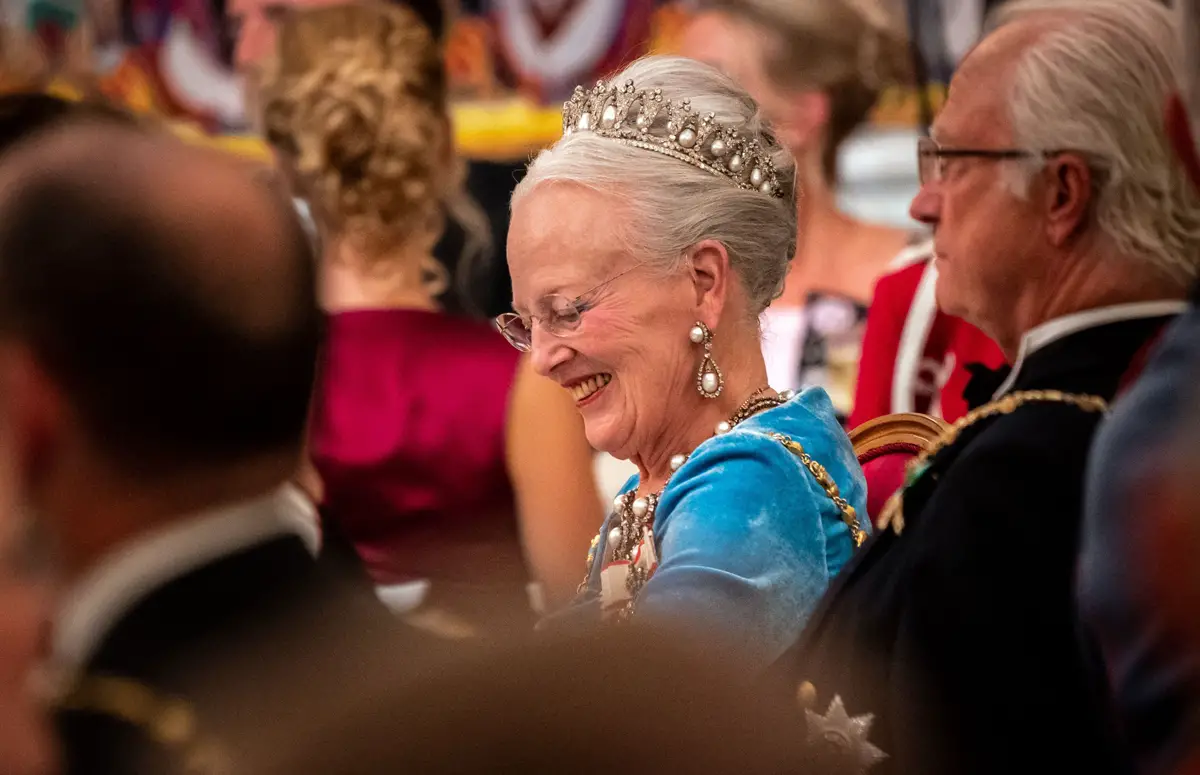 La Regina Margrethe II di Danimarca partecipa a un banchetto di gala in onore del suo Giubileo d'Oro al Palazzo di Christiansborg a Copenaghen l'11 settembre 2022 (IDA MARIE ODGAARD/Ritzau Scanpix/AFP tramite Getty Images)