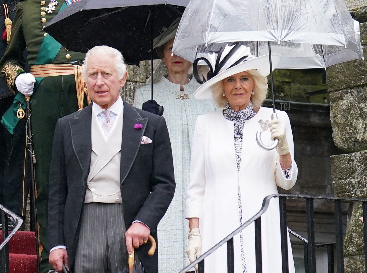 Re e Regina e la Principessa Reale partecipano a una festa in giardino al Palazzo di Holyroodhouse a Edimburgo il 4 luglio 2023 (Jonathan Brady - WPA Pool/Getty Images)