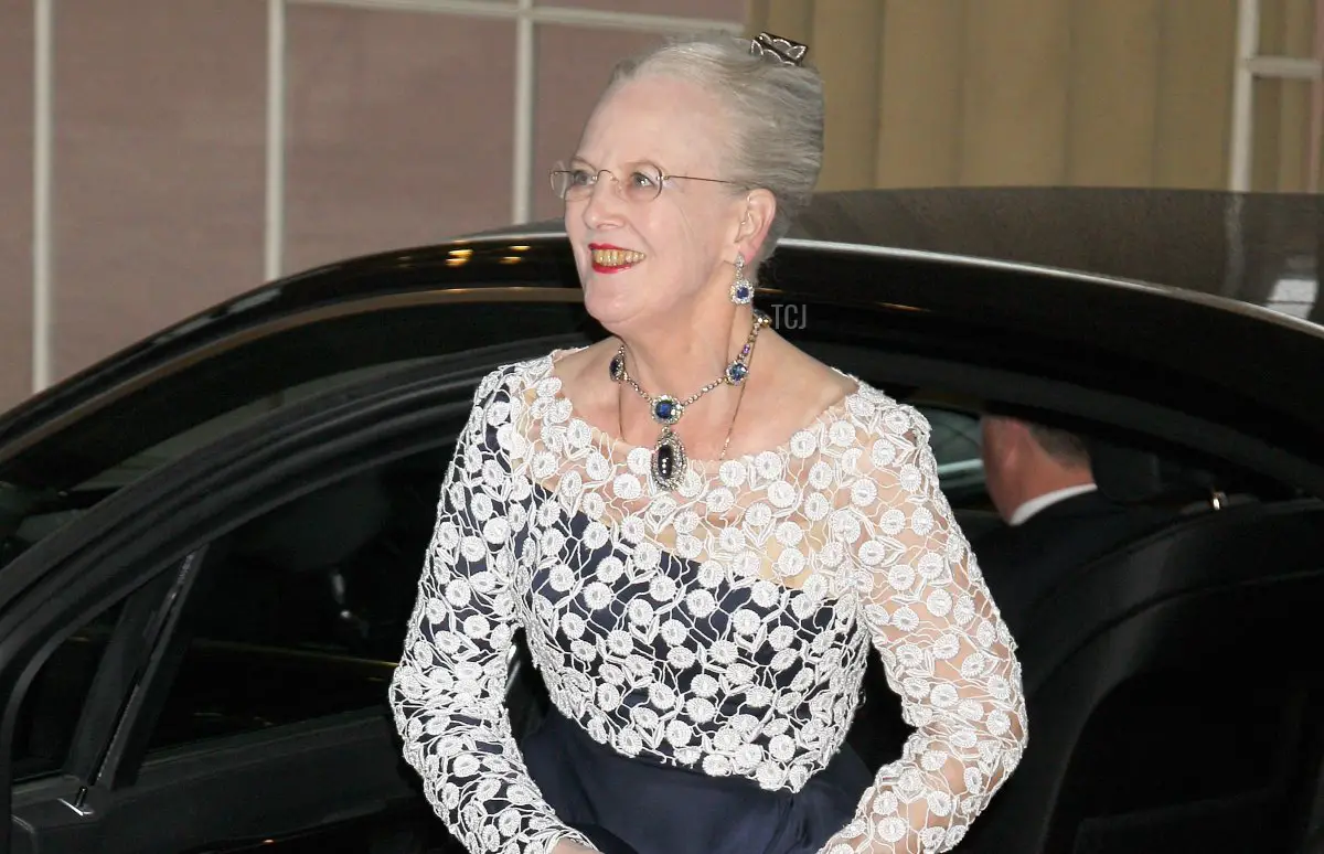 La Regina Margrethe II di Danimarca partecipa a una cena per Sovrani stranieri per commemorare il Giubileo di Diamante a Buckingham Palace il 18 maggio 2012 a Londra, Inghilterra