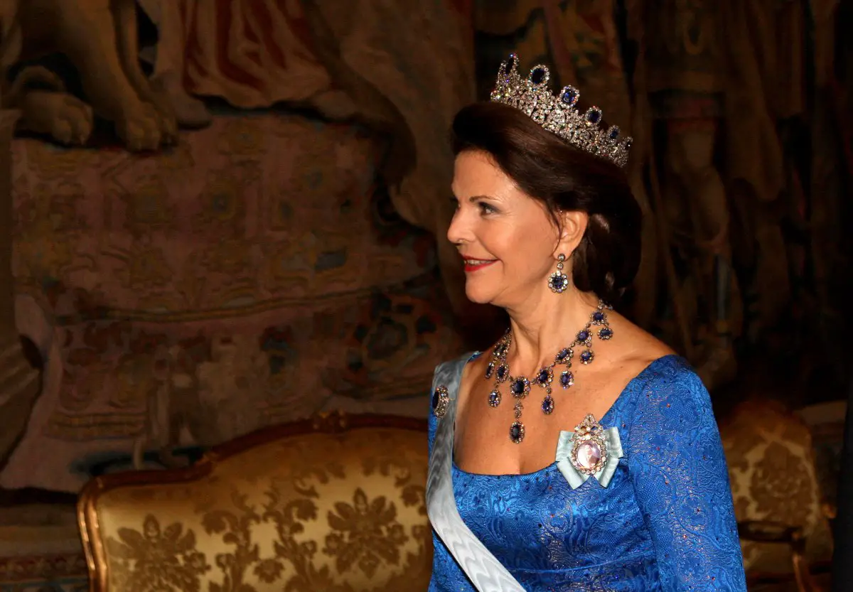 Queen Silvia of Sweden attends the King's Dinner for Nobel laureates at the Royal Palace in Stockholm on December 11, 2007 (Albert Nieboer/RPE/DPA Picture Alliance Archive/Alamy)