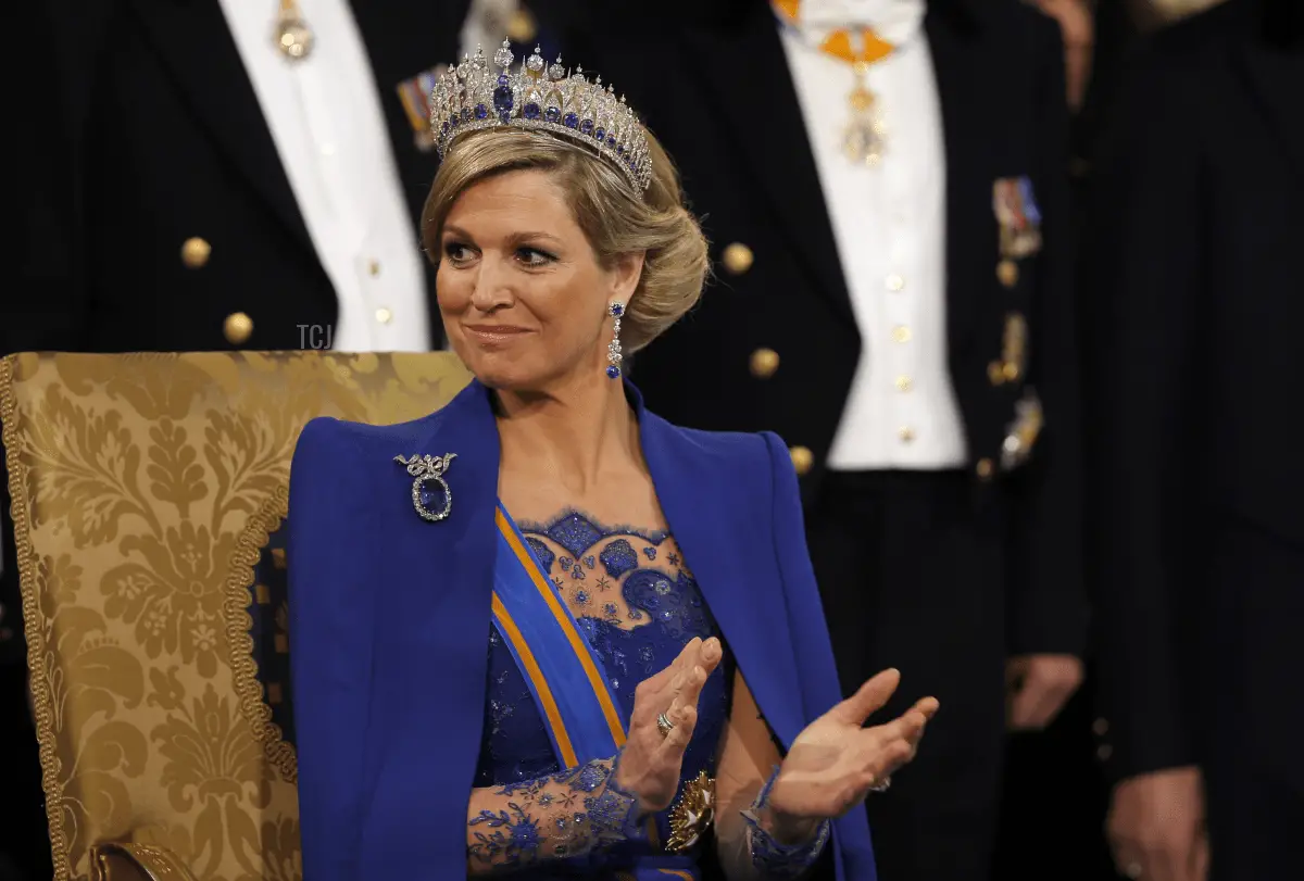 La regina Maxima indossa la Tiara della Parure di Zaffiri Olandesi, aprile 2013