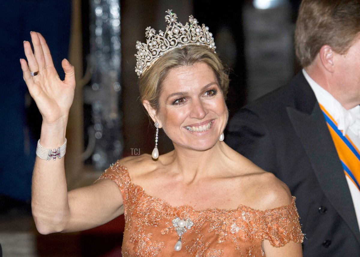 Il Re Willem-Alexander e la Regina Máxima dei Paesi Bassi partecipano a una cena di gala per il Corpo Diplomatico al Palazzo Reale di Amsterdam, Paesi Bassi, 24 giugno 2015