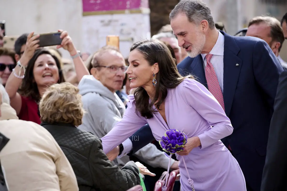 Re Felipe VI di Spagna e Regina Letizia di Spagna partecipano al IX Congresso Internazionale della Lingua Spagnola al Teatro Falla il 27 marzo 2023 a Cadice, Spagna (Carlos Alvarez/Getty Images)