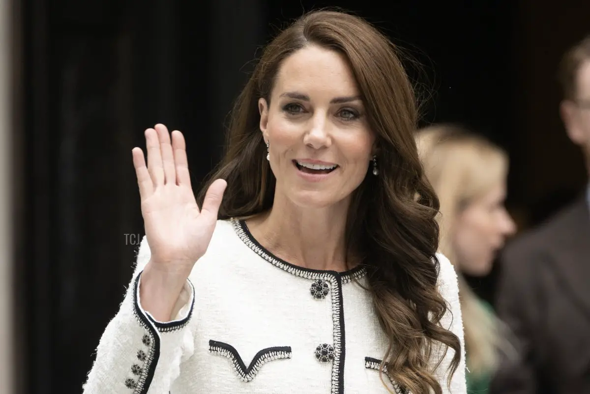 La Principessa di Galles lascia dopo la riapertura della National Portrait Gallery il 20 giugno 2023 a Londra, Inghilterra (Paul Grover - WPA Pool/Getty Images)