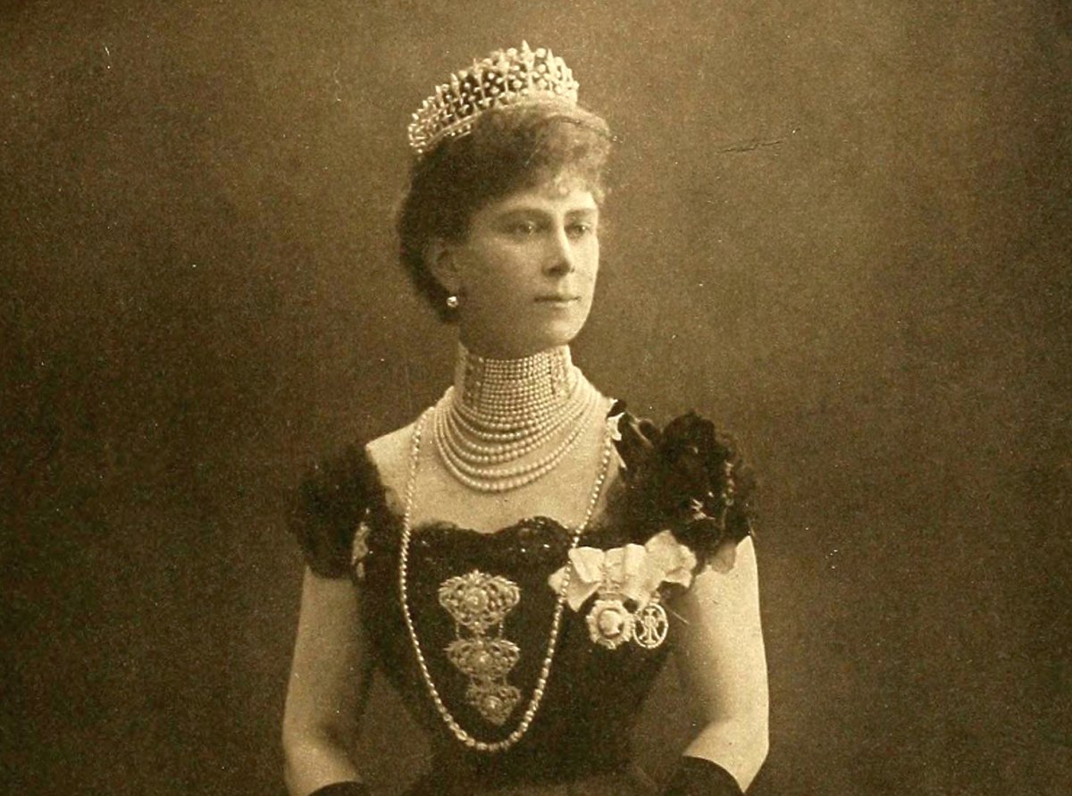 Queen Mary, photographed by W. & D. Downey in a session ahead of the royal tour of Canada in 1901