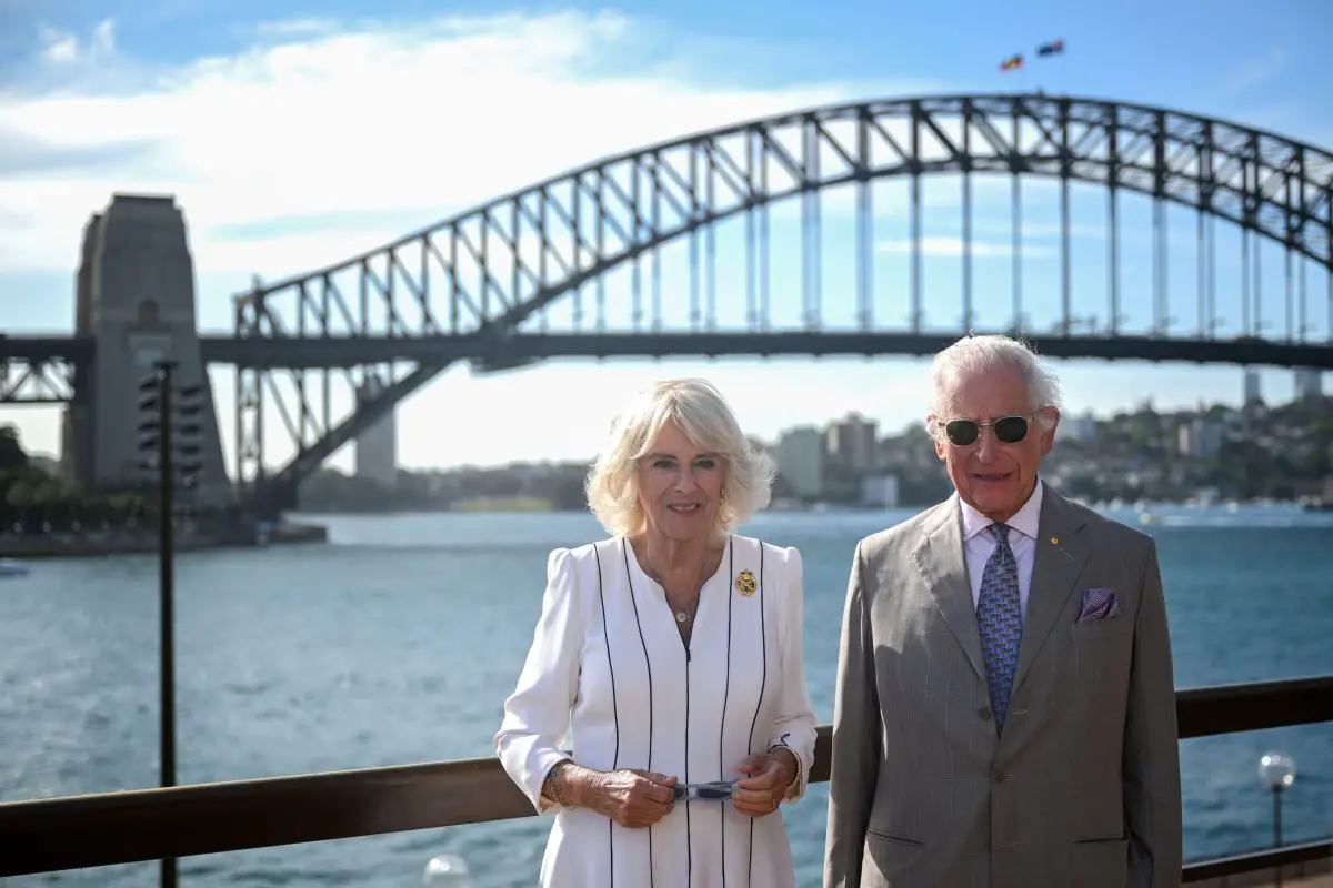 Re Carlo III e Regina Camilla visitano l'Opera House di Sydney per celebrare il 50° anniversario il 22 ottobre 2024 (Victoria Jones/PA Images/Alamy)