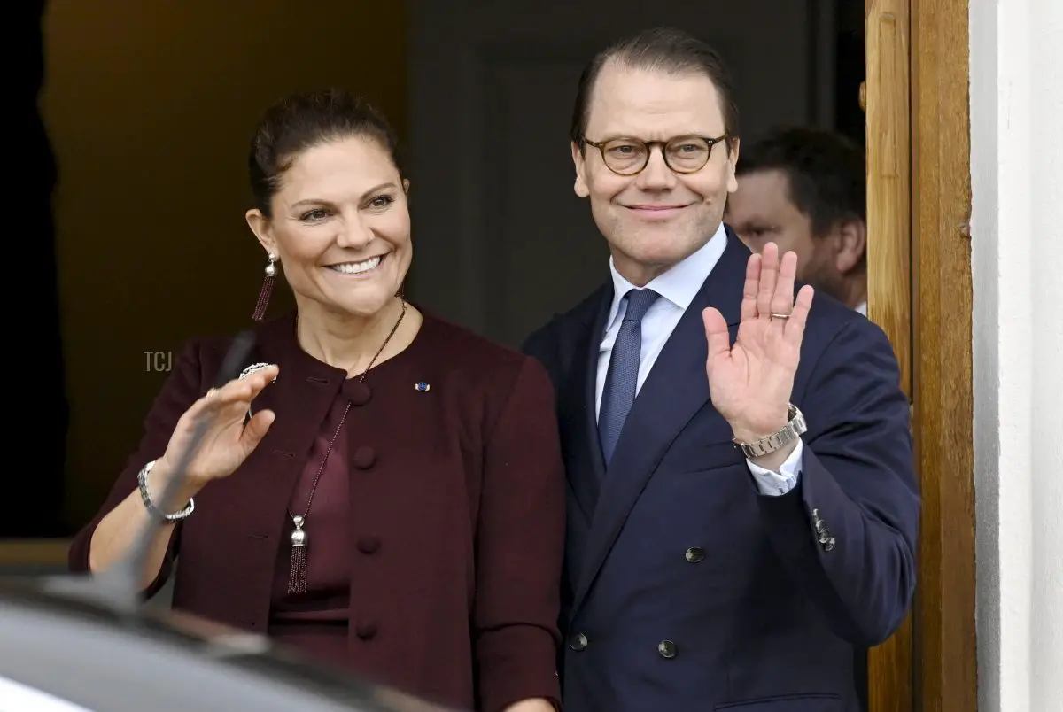 La Principessa Ereditiera Victoria e il Principe Daniel di Svezia visitano Loviisa, Finlandia, il 21 settembre 2023 (MARKKU ULANDER/Lehtikuva/AFP via Getty Images)