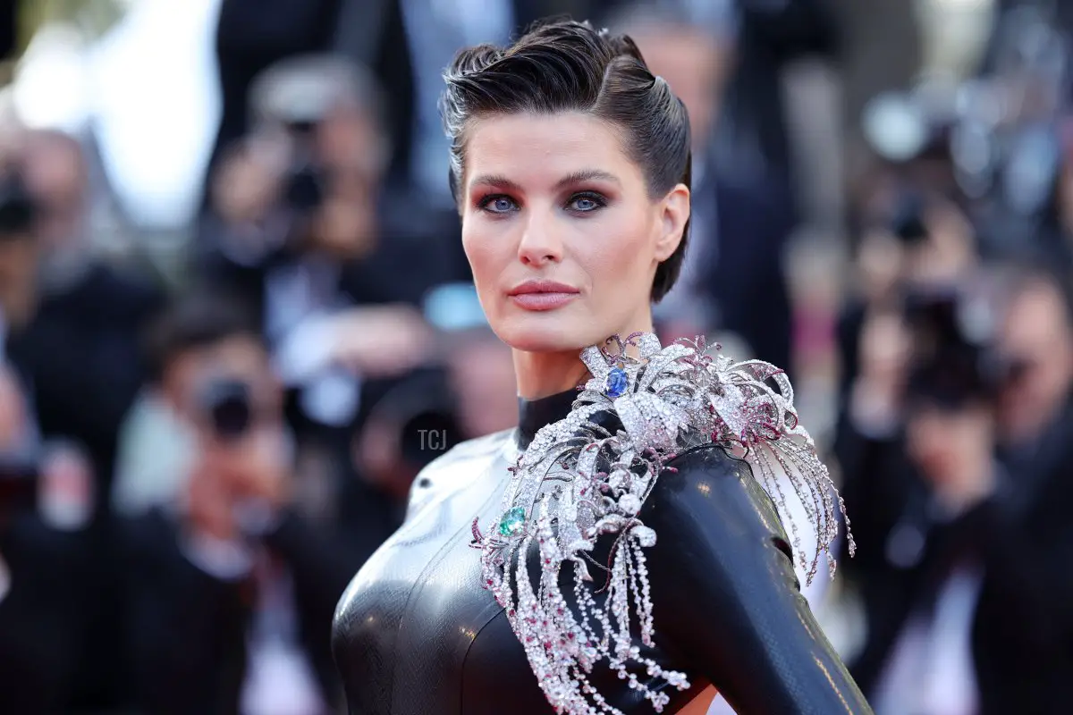 Isabeli Fontana walks the red carpet ahead of the closing ceremony during the 76th annual Cannes Film Festival at the Palais des Festivals on May 27, 2023 in Cannes, France (Andreas Rentz/Getty Images)